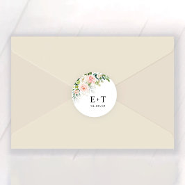 Pegatina Redonda Boda de rosas rosadas de Rubor etéreo