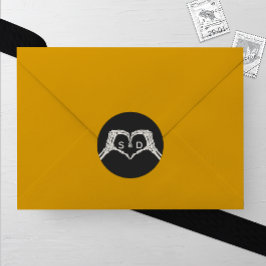 Pegatina Redonda Boda del corazón de Skeleton Hands