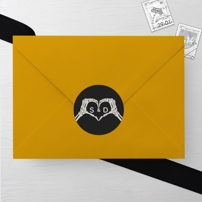 Pegatina Redonda Boda del corazón de Skeleton Hands (Subido por el creador)