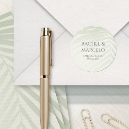 Pegatina Redonda Boda en la playa con palmeras