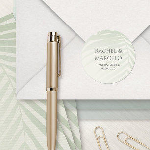 Pegatina Redonda Boda en la playa con palmeras