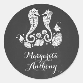 Pegatina Redonda Boda en la playa de Chalkboard Seahorses