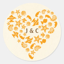 Boda en la playa de verano con casco de mar y Star