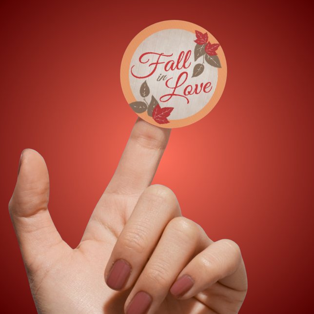 Pegatina Redonda Boda enamorada o Pegatinas de ducha novia (Fall Leaves Fall in Love Wedding or Bridal Shower Stickers for Favors, Envelope Seals & More)
