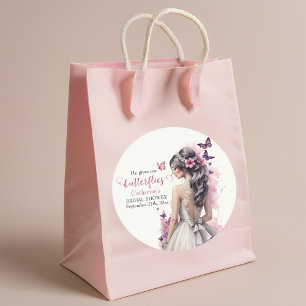 Pegatina Redonda Boda floral de mariposas rosadas con ducha de novi