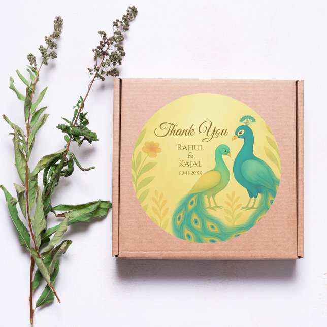 Pegatina Redonda Boda indio con flores de pavo real gracias (Subido por el creador)