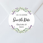 Pegatina Redonda Boda Lavender eucalipto Salven la fecha<br><div class="desc">Un elegante fondo blanco decorado con flores de lavanda y vegetación de eucalipto. Personalice y agregue sus nombres y fecha de boda.</div>