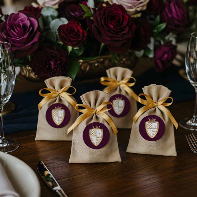 Pegatina Redonda Boda Monograma de Fantasía Medieval de Royal Muse (Royal Muse Medieval Fantasy Monogram Crest Wedding Classic Round Sticker)