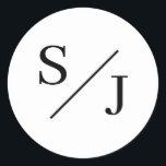 Pegatina Redonda Boda monograma simple<br><div class="desc">Disfrute de la elegancia de la simplicidad con nuestro Pegatina de redondeo clásico simple monograma Boda. Este diseño presenta un logo boda inicial muy bien diseñado, combinando estilos clásicos y contemporáneos para un atractivo intemporal. Las líneas claras y nítidas del monograma reflejan una sensibilidad moderna, mientras que la calidad manuscrita...</div>