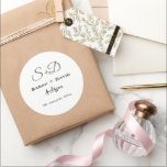 Pegatina Redonda Boda Personalizada, Despedida de Soltera, Compromi<br><div class="desc">Regalo de boda personalizado,  despedida de soltera o compromiso</div>
