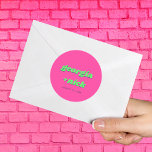 Pegatina Redonda Boda personalizada rosa y Verde azulada Groovy col<br><div class="desc">¡Estos pegatinas brillantes y vibrantes harían una maravillosa adición a sus suministros bodas! Añade fácilmente tus propios detalles haciendo clic en la opción "personalizar".</div>