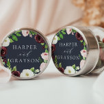 Pegatina Redonda Boda Romance Wreath de medianoche<br><div class="desc">Selle sus sobres de invitación o favores con estos elegantes stickers de boda florales con sus nombres enmarcados por una corona de color agua de frondosos follajes verdes y flores florecientes en marsala rosa, marfil y borgoña. Personalice sus nombres con letras blancas clásicas acentuadas con escritura caligráfica en un fondo...</div>