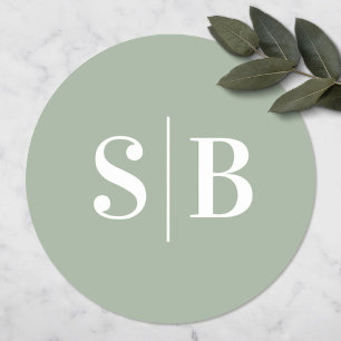 Pegatina Redonda Boda verde simple monogramado de hoja clara