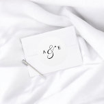 Pegatina Redonda Boda y símbolo de script de monograma<br><div class="desc">Celebra tu unión con un toque de elegancia a medida usando nuestros stickers de boda personalizados. Diseñados con un enfoque en la sofisticación atemporal, estos pegatinas presentan su monograma en un refinado tipo serif, simbolizando la fuerza y la naturaleza perdurable de su vínculo. El ampersand, gracefully representado en un elegante...</div>