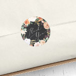 Pegatina Redonda Boho florece floral moderna Gracias a ti<br><div class="desc">Los pegatinas de la moda Boho muestran "gracias" en un elegante guión de caligrafía rodeado por una corona de flores acuarelas y follaje en tonos tierra inspirados en el desierto pastel,  en tonos verde sabio,  melocotón,  marfil y blanco.</div>