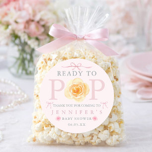 Pegatina Redonda Bolsa de palomitas de maíz para baby shower 'Listo