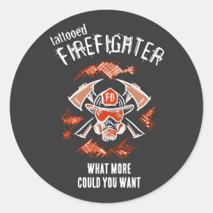 Pegatina Redonda Bombero de tatuaje. Qué más podrías querer.