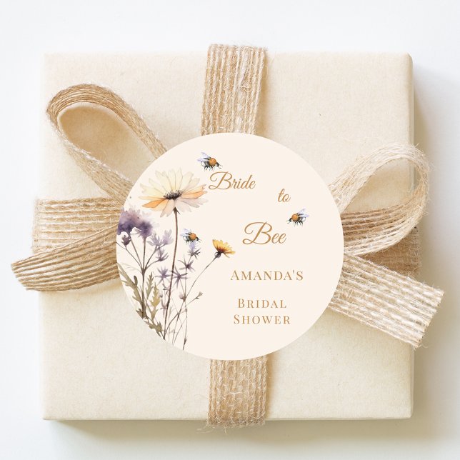 Pegatina Redonda Bridal Shower Bride to Bee Wildflower Ivory (Subido por el creador)