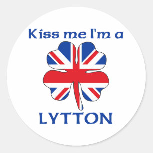 Pegatina Redonda Británico personalizado me besa, soy Lytton