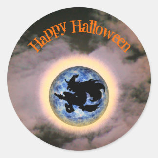 Pegatina Redonda Bruja En Broomstick Luna Llena Halloween