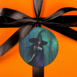 Pegatina Redonda Bruja malvada de Halloween en morado y negro