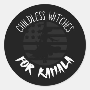 Pegatina Redonda Brujas sin niños por Halloween con bandera de Kama