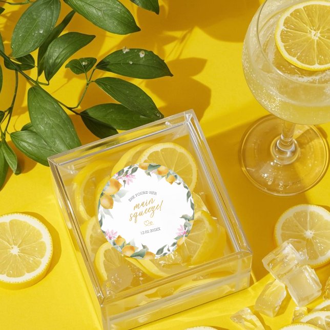 Pegatina Redonda Budget Main Squeeze Lemon Wreath Bridal Shower (Subido por el creador)