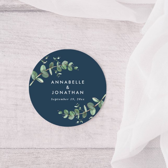 Pegatina Redonda Budget navy blue eucalyptus foliage wedding favor (Subido por el creador)