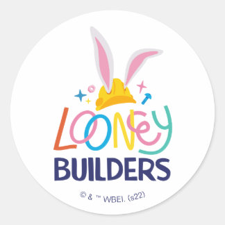 Pegatina Redonda BUGS BUNNY BUILDERS™| Logotipo apilado de Gorra du