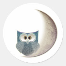 Búho en la luna