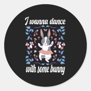 Pegatina Redonda Bunny Quiere Bailar Con Un Socio De Baile