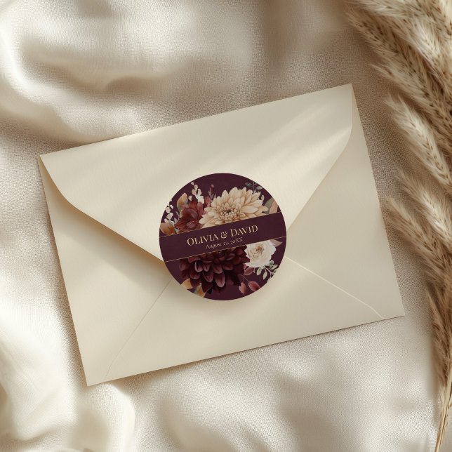 Pegatina Redonda Burgundy Floral Gothic Wedding Round Sticker (Burgundy Floral Gothic Wedding Round Sticker on an elegant neutral wedding envelope.)