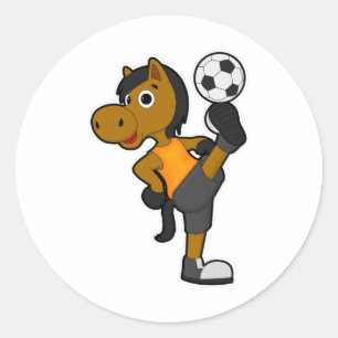 Pegatina Redonda Caballo como jugador de fútbol con balón de fútbol