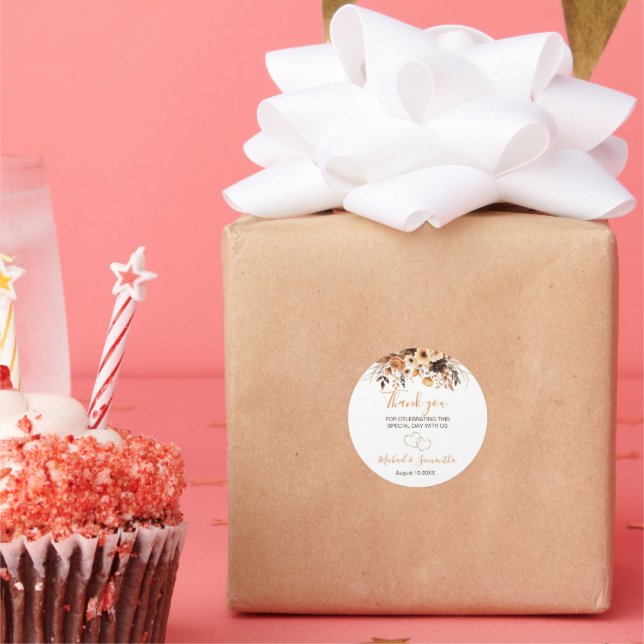 Pegatina Redonda Cae en matrimonio rústico marrón y marfil Rosa de  (Fiesta)