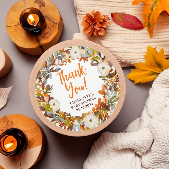 Pegatina Redonda Caída de la herida floral pequeña calabaza ducha d (Floral wreath fall little pumpkin baby shower classic round sticker)