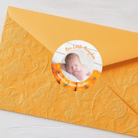 Caída del recién nacido bebé de nuestra calabaza