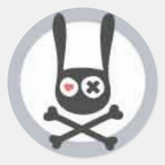 Pegatina Redonda Calavera conejita y huesos cruzados con corazón y 