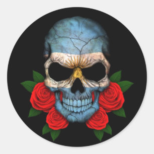 Pegatina Redonda Calavera de bandera argentina con rosas rojas