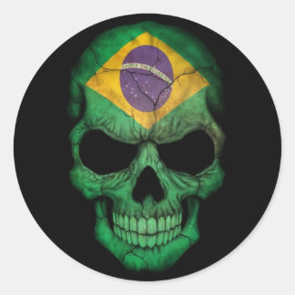 Pegatina Redonda Calavera de bandera brasileña en negro