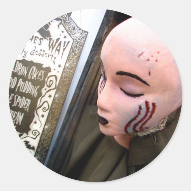 Pegatina Redonda Camino de las brujas (Anverso)