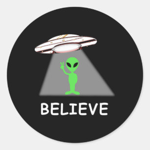 Pegatina Redonda Camiseta Alien - Creo Nuevo Ufo Cool 