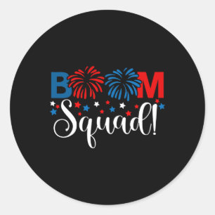 Pegatina Redonda Camiseta Boom Squad 4 de julio Fuegos artificiales