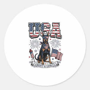 Pegatina Redonda Camiseta de grabado vintage Doberman patriótico US