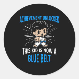 Pegatina Redonda Camiseta de regalo de premio de cinturón azul para