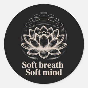 Pegatina Redonda Camiseta Pacífica Soft Breath Soft Mind Lotus Yoga