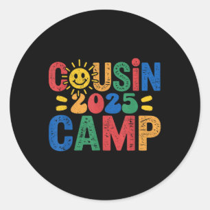 Pegatina Redonda Campamento de primos 2025 Camping Fogata Vacacione