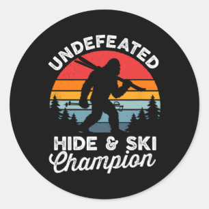 Pegatina Redonda Campeón invicto de Hide And Ski divertido Bigfoot