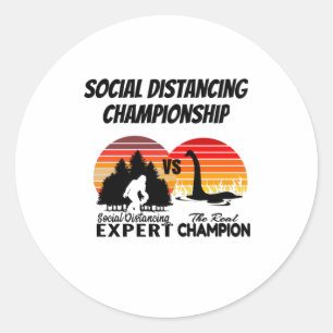 Pegatina Redonda Campeonato de Distancia Social - Yeti Vs Nessi