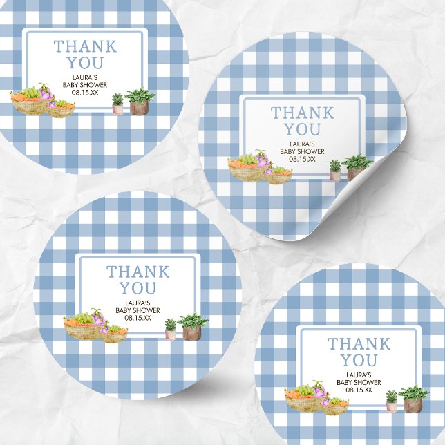 Pegatina Redonda Campesinos cultivados en el mercado local de Baby  (Blue Farmers Market Locally Grown Baby Shower Round Sticker)