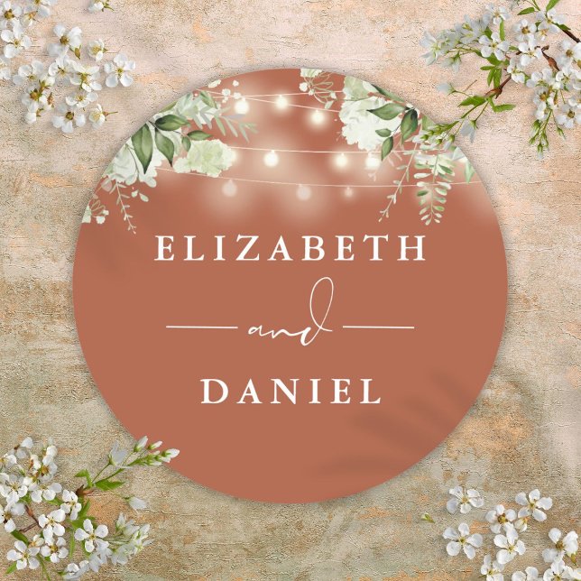 Pegatina Redonda Canales Iluminan el Favor de la Boda Floral Terrac (String Lights Floral Terracotta Wedding Favor Classic Round Sticker)
